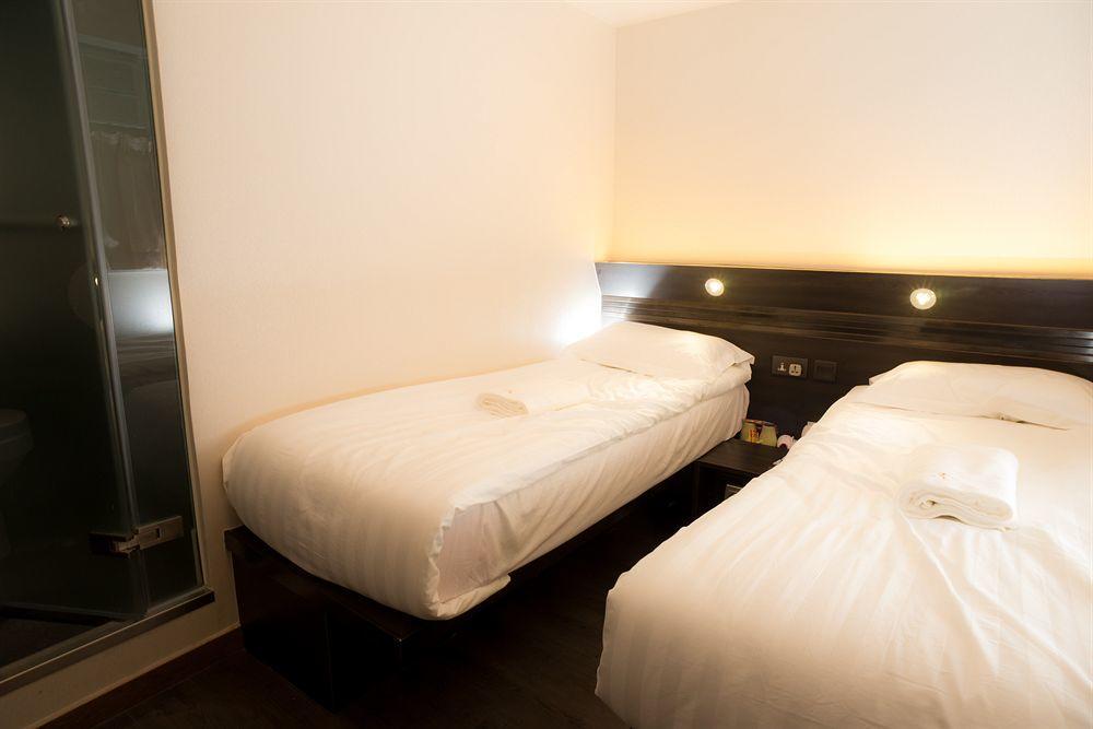 Welcome Inn Hong Kong Exterior photo